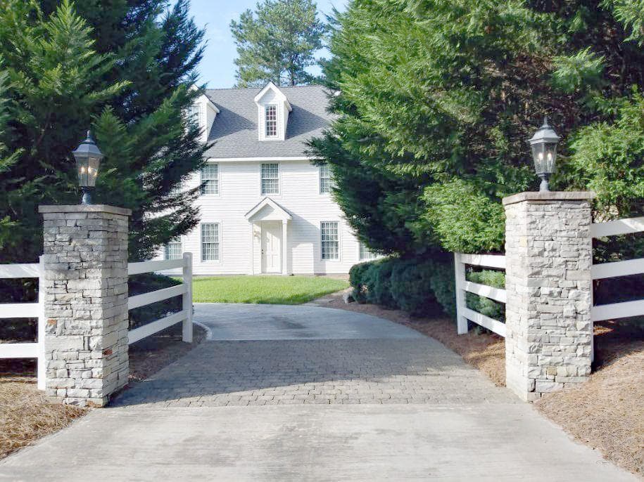 3027 CLEARBROOK Drive, Marietta, GA 30068 — most recent listing photo