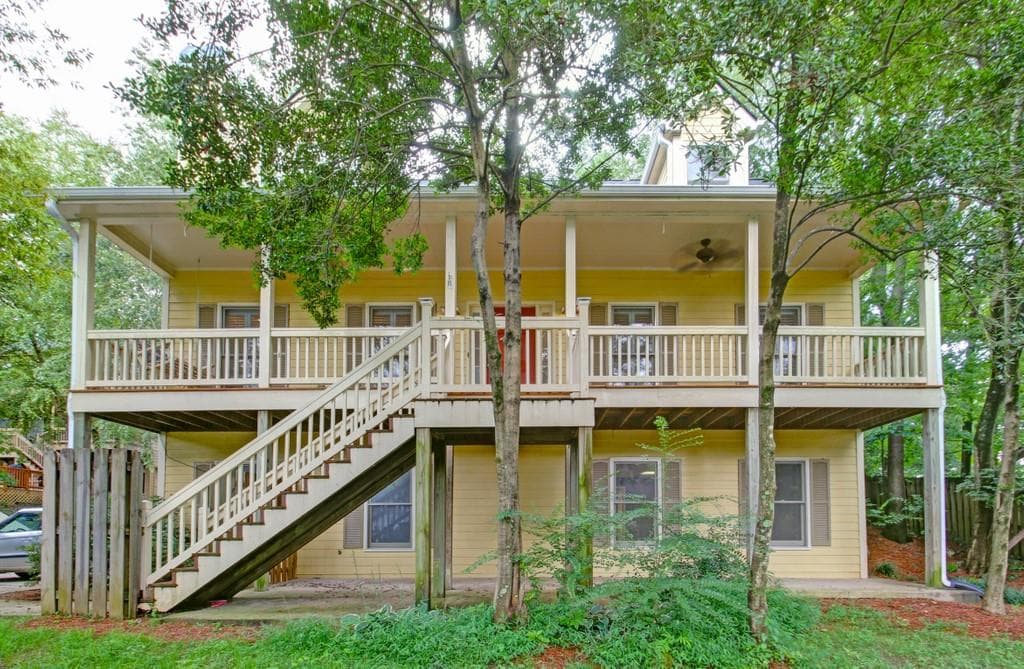 4 bedroom, 4 bathroom, 2,225 sq ft single family residence sold at 1155 Davis Place, Atlanta, GA 30318