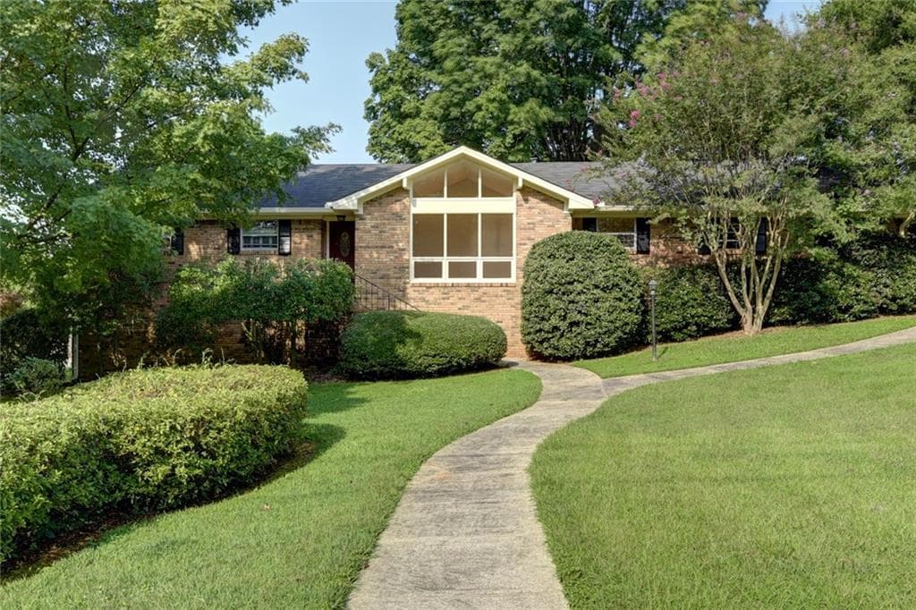 3864 Manson Avenue, Smyrna, GA 30082 — most recent listing photo
