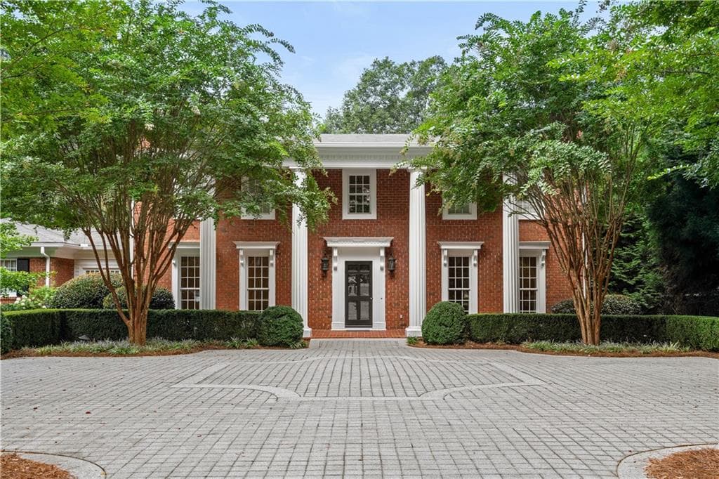 6 bedroom, 5 bathroom, 4,414 sq ft single family residence sold at 3438 Rilman Road, Atlanta, GA 30327