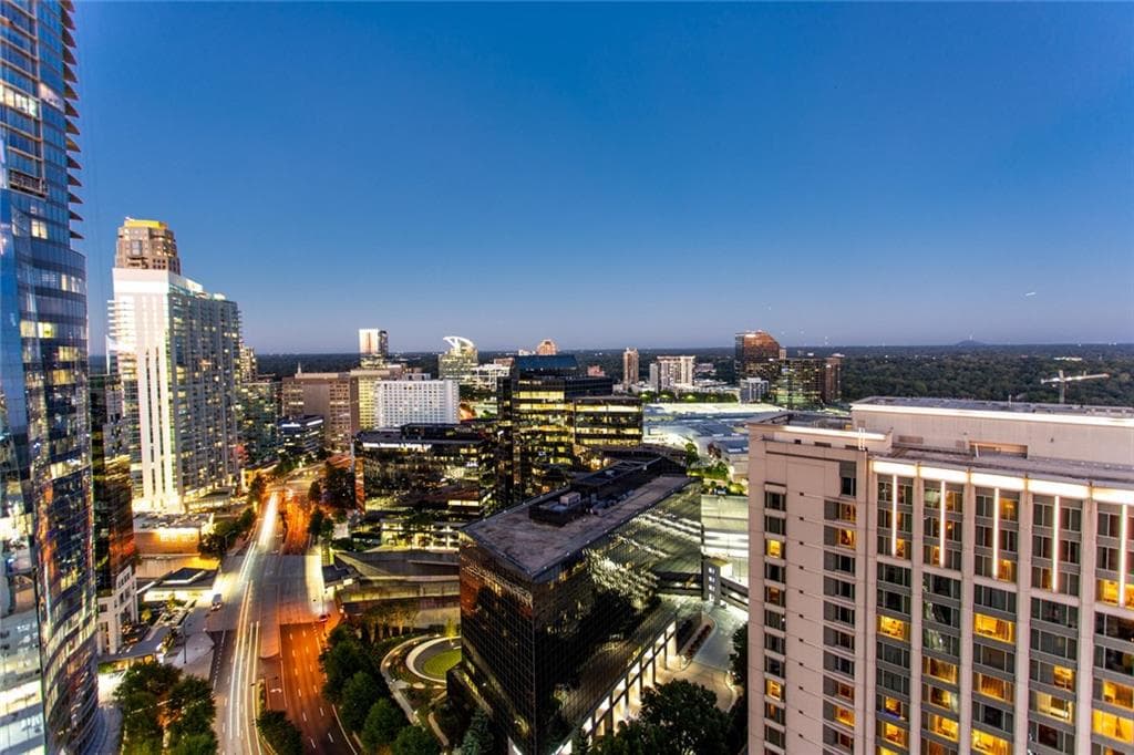 2 bedroom, 2 bathroom, 1,223 sq ft condominium sold at 3324 Peachtree Road 2601, Atlanta, GA 30326