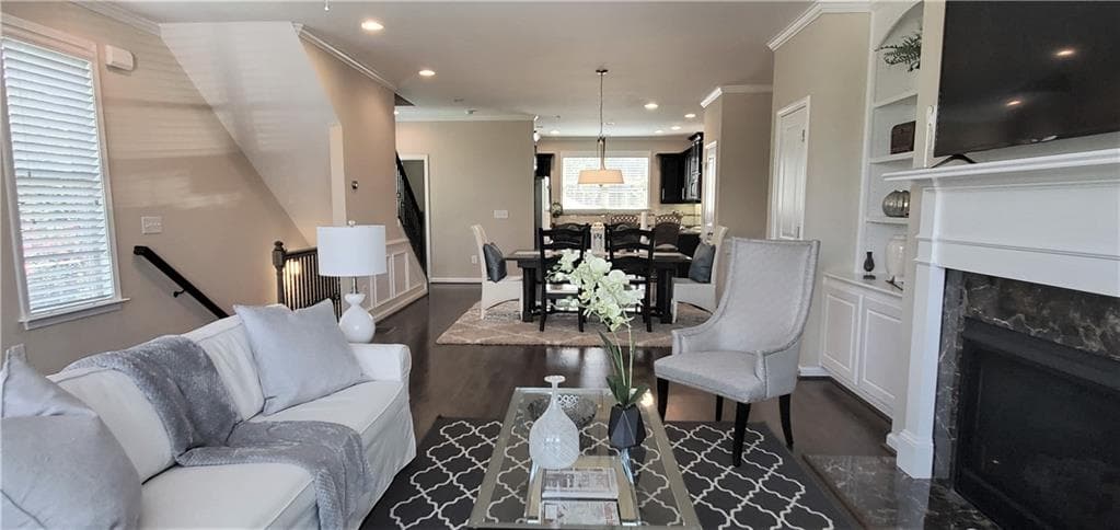 3 bedroom, 4 bathroom, 2,175 sq ft townhouse sold at 1233 Poston Place, Smyrna, GA 30080