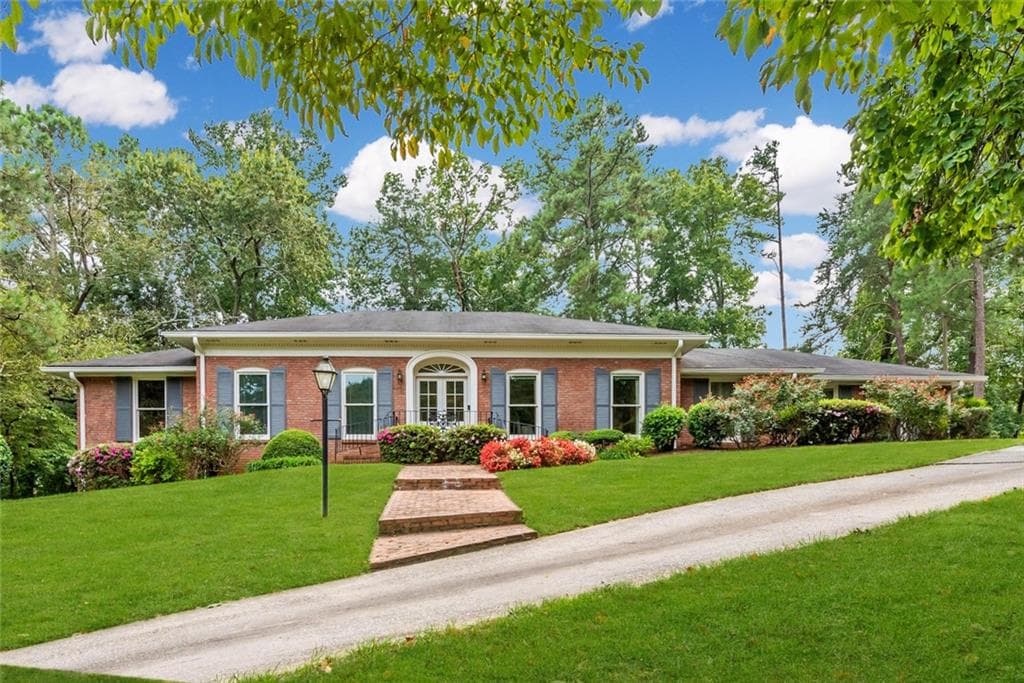 430 Riverside Parkway, Sandy Springs, GA 30328 — most recent listing photo