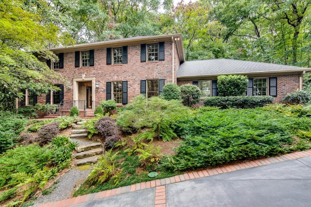 4473 Sentinel Post Road, Atlanta, GA 30327 — most recent listing photo