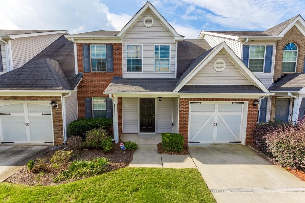 2020 VILLAGE RUN Drive, Mcdonough, GA 30252 — most recent listing photo