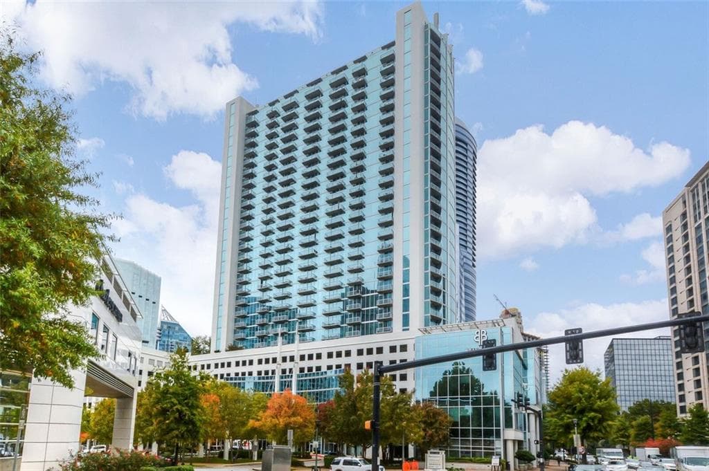 1 bedroom, 1 bathroom, 655 sq ft condominium sold at 3324 PEACHTREE Road 1903, Atlanta, GA 30326