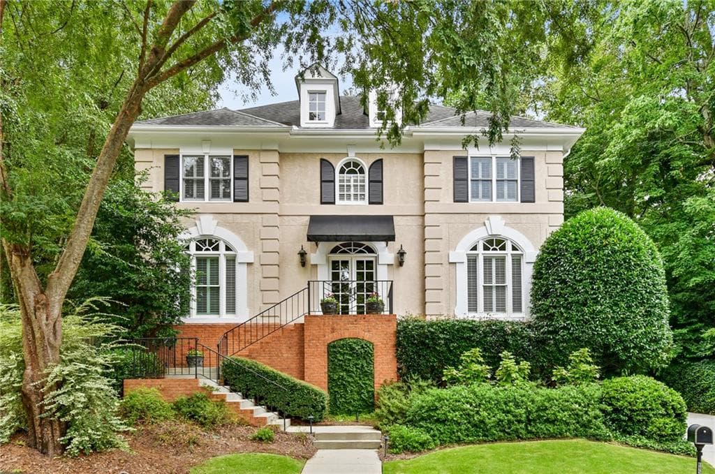 4 bedroom, 3 bathroom, 3,054 sq ft single family residence sold at 695 Greystone Park, Atlanta, GA 30324