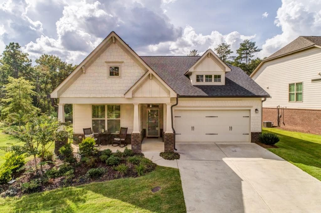 2 bedroom, 2 bathroom, 1,652 sq ft single family residence sold at 103 Laurel View, Canton, GA 30114