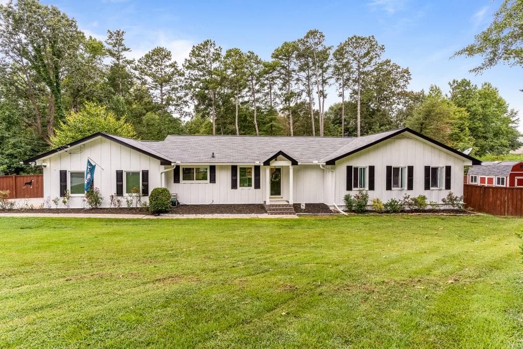 130 Jayne Ellen Court, Alpharetta, GA 30009 — most recent listing photo