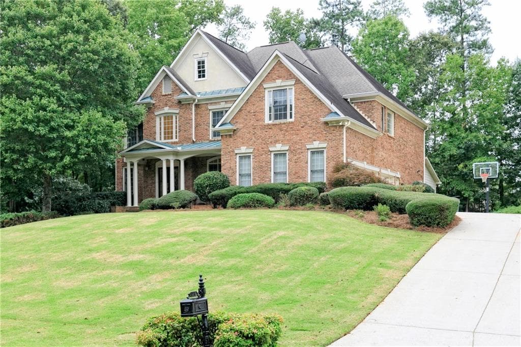 5 bedroom, 5 bathroom, 5,084 sq ft single family residence sold at 921 Thousand Oaks Bend, Kennesaw, GA 30152