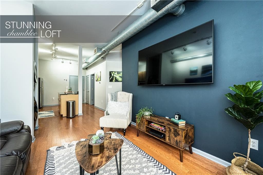 1 bedroom, 1 bathroom, 713 sq ft condominium sold at 5300 Peachtree Road 503, Chamblee, GA 30341