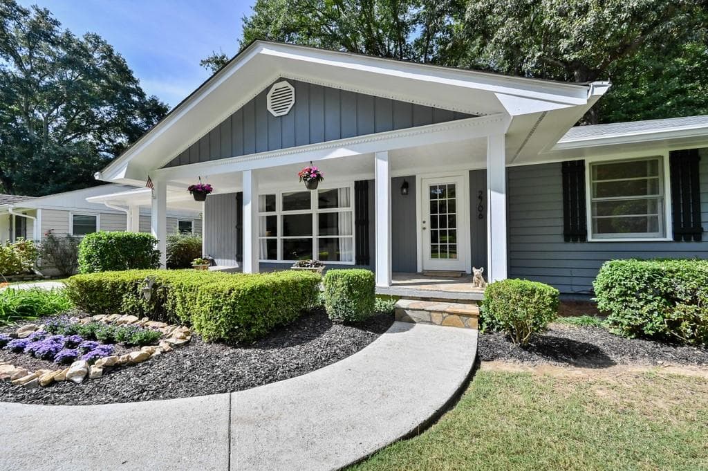 2 bedroom, 1 bathroom, 1,184 sq ft single family residence sold at 2706 S Bamby Lane, Brookhaven, GA 30319