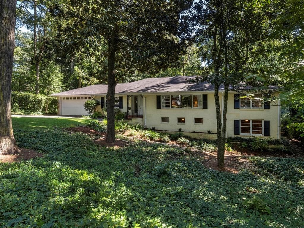 4 bedroom, 3 bathroom, 3,229 sq ft single family residence sold at 3265 Argonne Drive, Atlanta, GA 30305