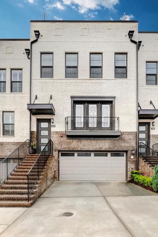2200 Croston Lane, Smyrna, GA 30080 — most recent listing photo