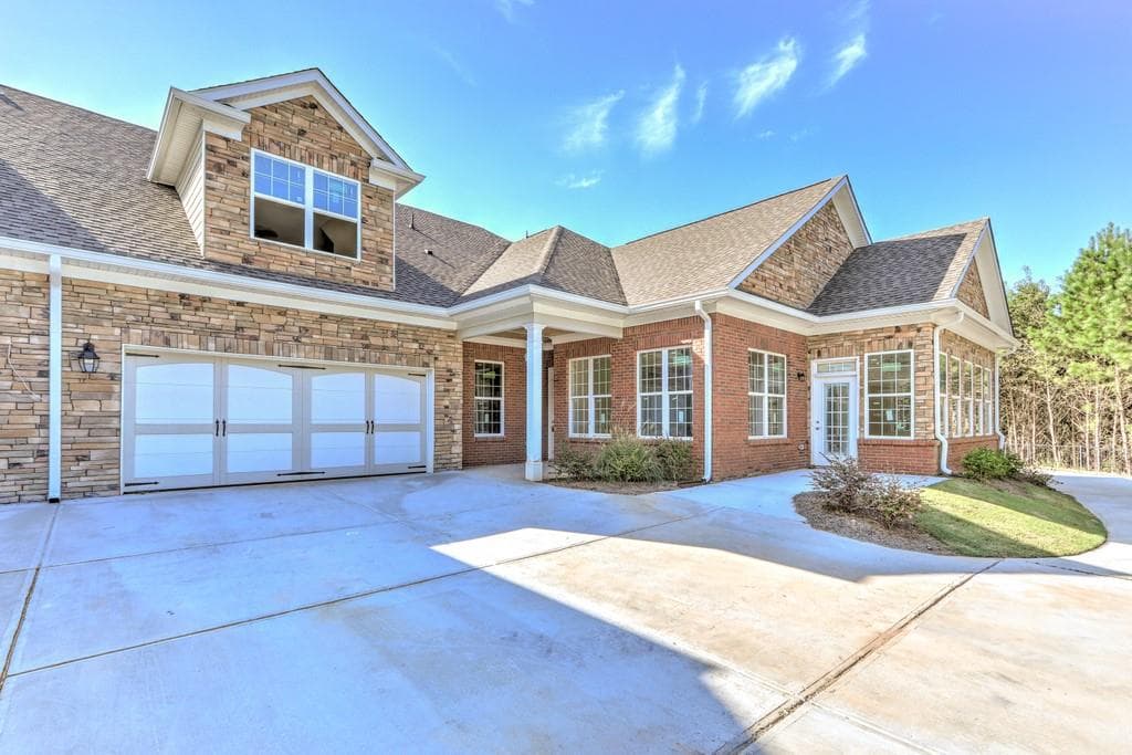 201 Haven Circle, Douglasville, GA 30135 — most recent listing photo