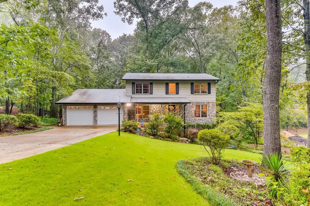 4065 Sussex Place, Marietta, GA 30066 — most recent listing photo