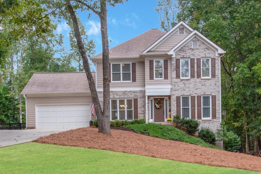 211 Long Meadow Lane, Alpharetta, GA 30004 — most recent listing photo
