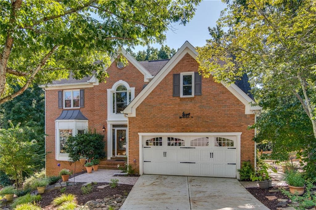 4910 Yorkshire Lane, Suwanee, GA 30024 — most recent listing photo