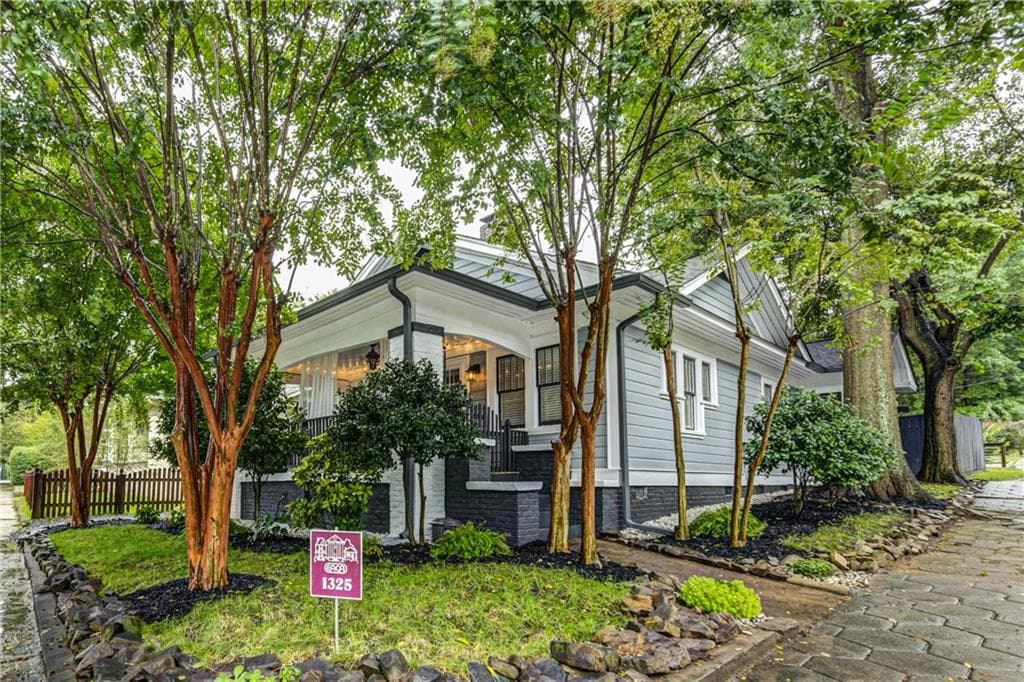 2 bedroom, 1 bathroom, 1,335 sq ft single family residence sold at 1325 Mcpherson Avenue, Atlanta, GA 30316