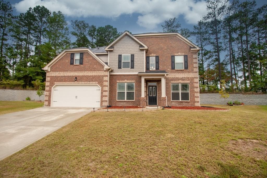 1819 Elyse Springs Drive, Lawrenceville, GA 30045 — most recent listing photo