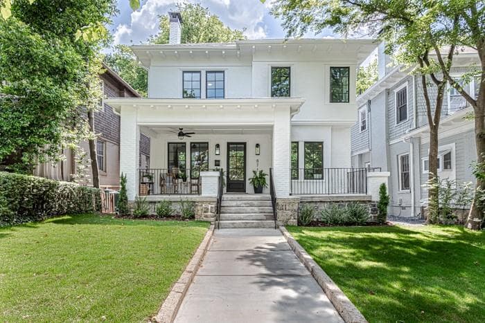 4 bedroom, 3 bathroom, 2,771 sq ft single family residence sold at 671 Linwood Ave, Atlanta, GA 30306