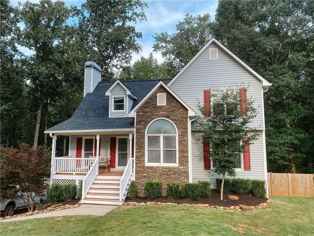5 bedroom, 3 bathroom, 2,131 sq ft single family residence sold at 572 Kings Walk, Douglasville, GA 30134