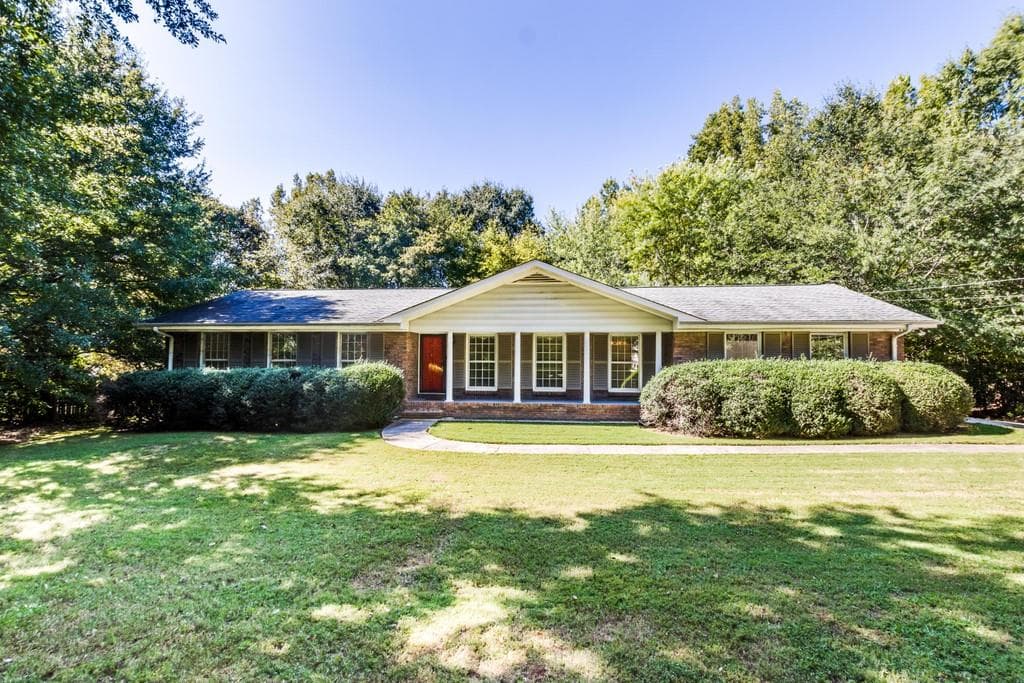3 bedroom, 2 bathroom, 1,667 sq ft single family residence sold at 3100 Casteel Road, Marietta, GA 30062