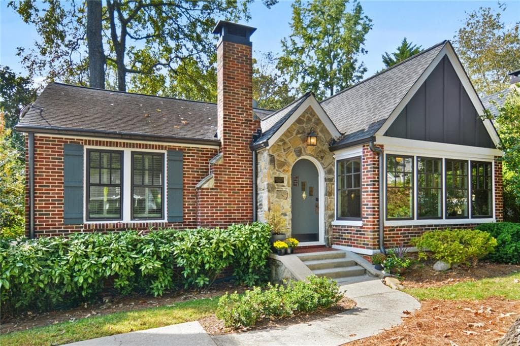 3 bedroom, 2 bathroom, 1,684 sq ft single family residence sold at 227 E Wesley Road, Atlanta, GA 30305