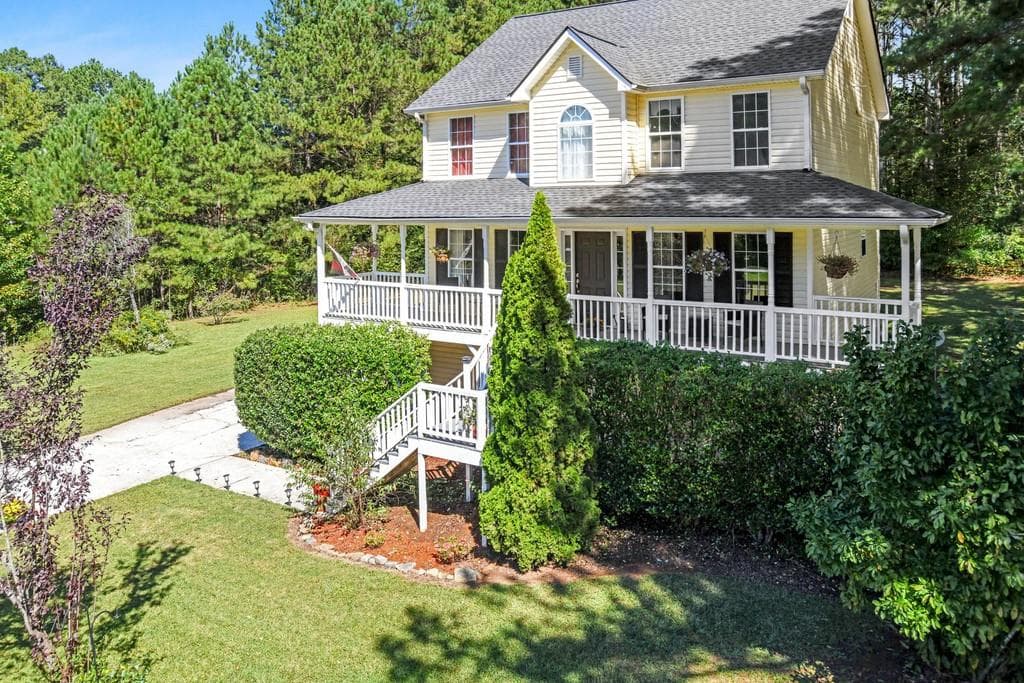 100 Lenox Court, Hiram, GA 30141 — most recent listing photo