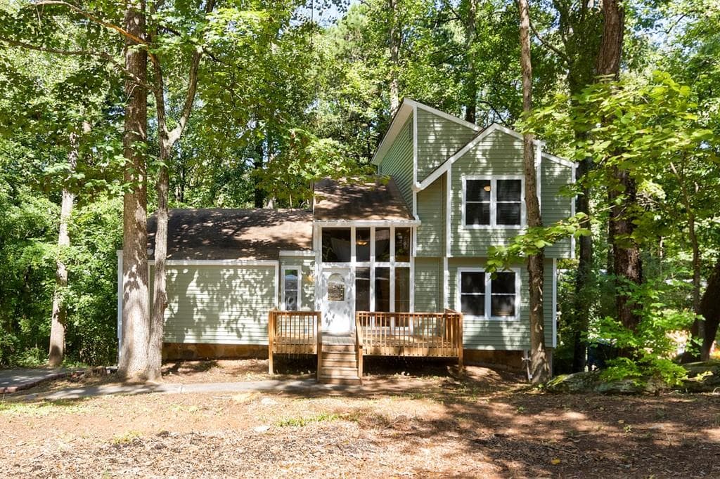 3465 Shawnee Trail, Smyrna, GA 30080 — most recent listing photo