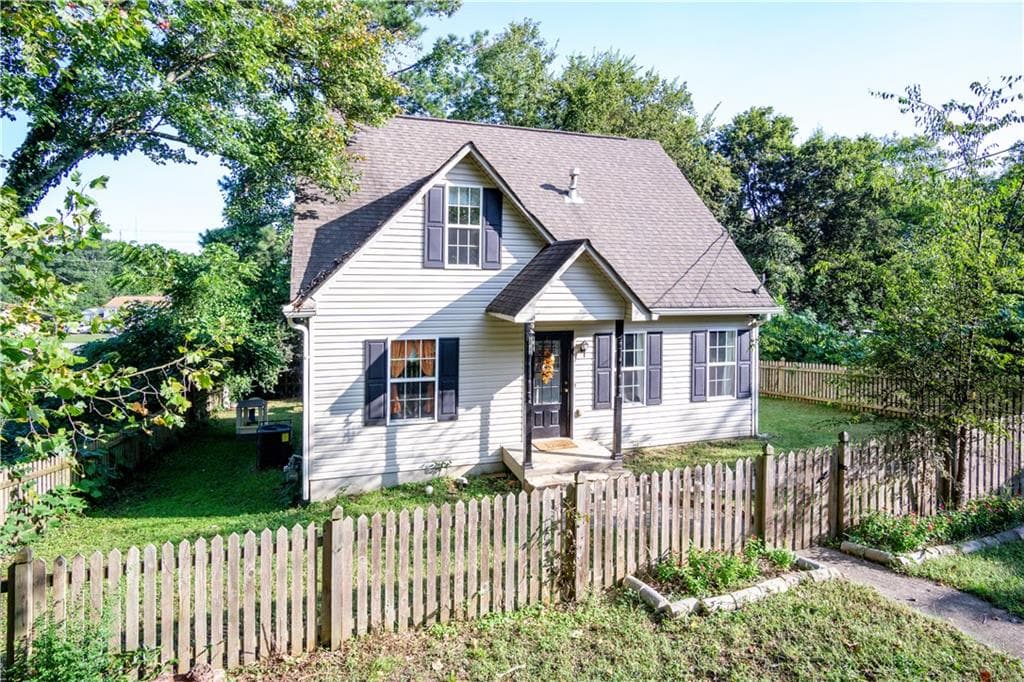 4 bedroom, 2 bathroom, 1,264 sq ft single family residence sold at 106 Florence Drive, Acworth, GA 30101
