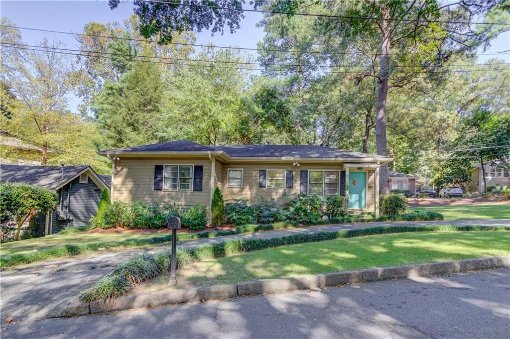 2 bedroom, 2 bathroom, 1,268 sq ft single family residence sold at 800 Piedmont Way, Atlanta, GA 30324