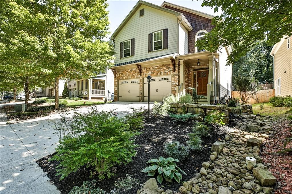 4 bedroom, 3 bathroom, 2,424 sq ft single family residence sold at 2751 Indian Trail Drive, Tucker, GA 30084