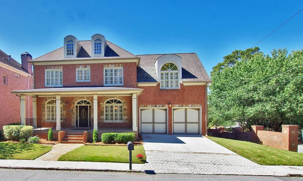 5 bedroom, 5 bathroom, 4,400 sq ft single family residence sold at 2262 Matthews St Street, Brookhaven, GA 30319