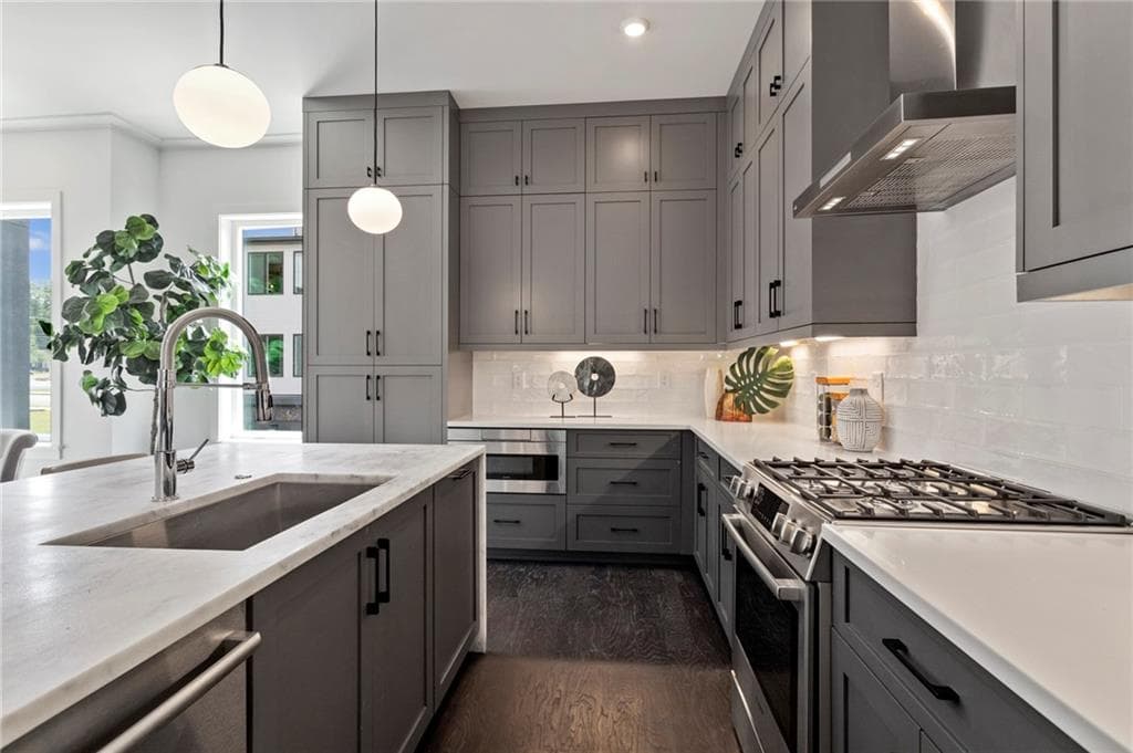4 bedroom, 5 bathroom, 2,838 sq ft townhouse sold at 1836 Memorial Drive 402, Atlanta, GA 30317