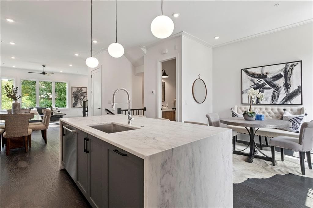 3 bedroom, 5 bathroom, 2,028 sq ft townhouse sold at 1836 Memorial Drive 101, Atlanta, GA 30317