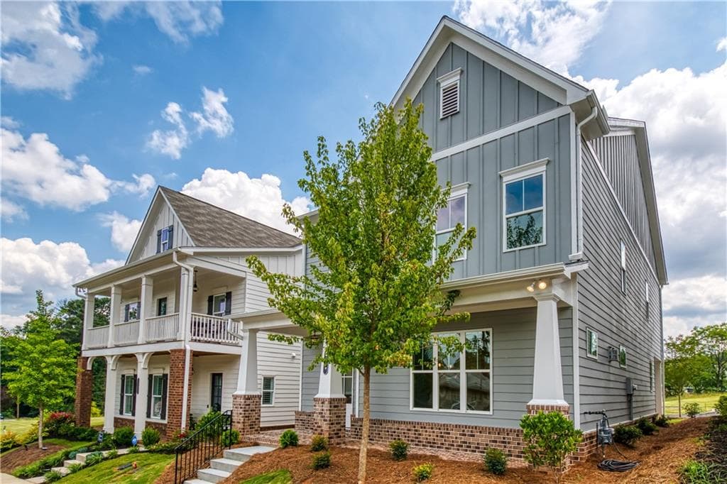 2467 Davis Drive, Smyrna, GA 30080 — most recent listing photo