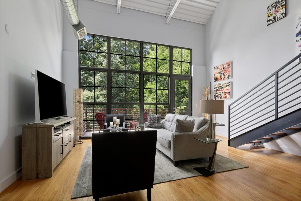 1 bedroom, 2 bathroom, 1,151 sq ft condominium sold at 790 North Avenue 206, Atlanta, GA 30306