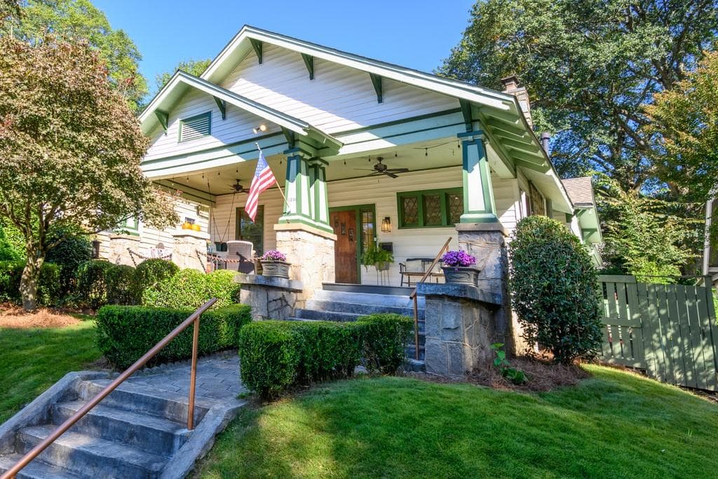 3 bedroom, 1 bathroom, 1,647 sq ft single family residence sold at 1236 Mansfield Avenue, Atlanta, GA 30307