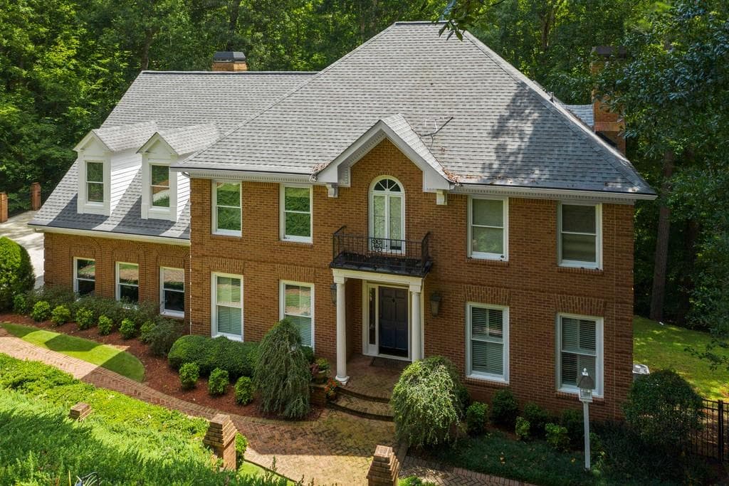 4 bedroom, 4 bathroom, 4,000 sq ft single family residence sold at 310 Fauna Court, Atlanta, GA 30350
