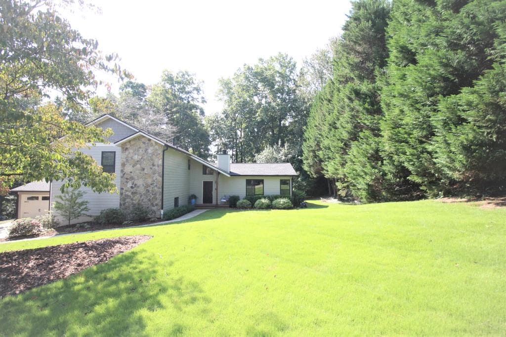 4390 Oak Lane, Marietta, GA 30062 — most recent listing photo