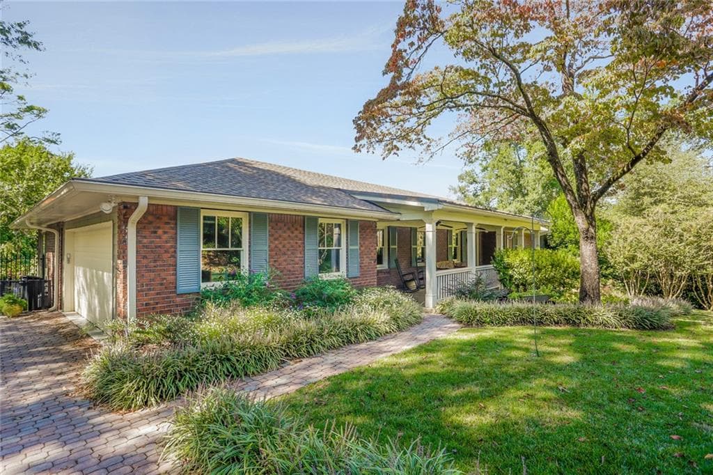 693 Iroquois Drive, Marietta, GA 30060 — most recent listing photo