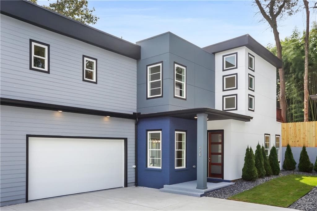 4 bedroom, 3 bathroom, 2,367 sq ft townhouse sold at 42 Walthall Street B, Atlanta, GA 30307