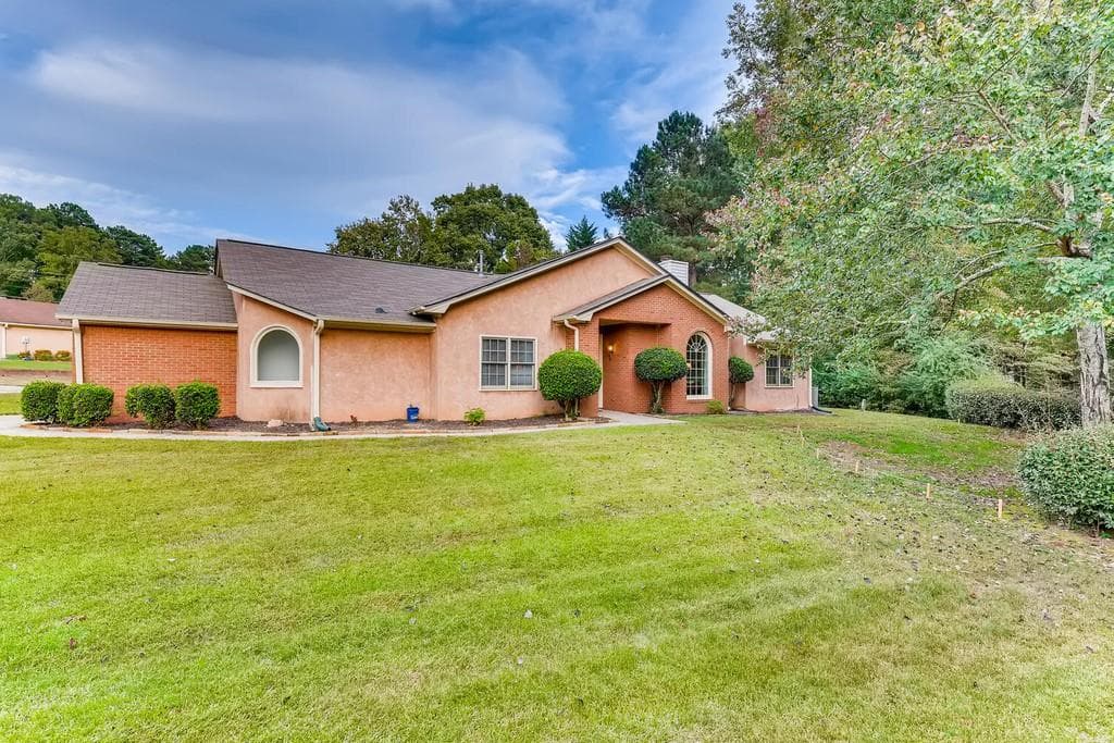 7182 Woodridge Lane, Union City, GA 30291 — most recent listing photo