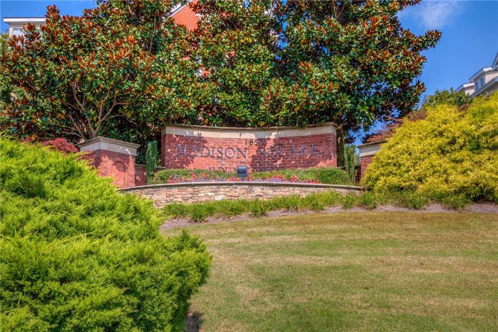 2 bedroom, 2 bathroom, 1,292 sq ft condominium sold at 1850 Cotillion Drive 2114, Atlanta, GA 30338