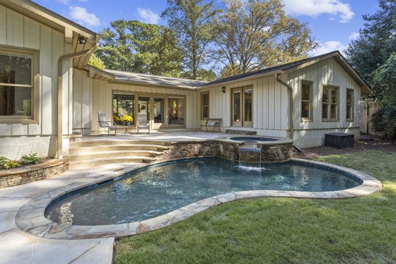 955 Fairfield Drive, Marietta, GA 30068 — most recent listing photo
