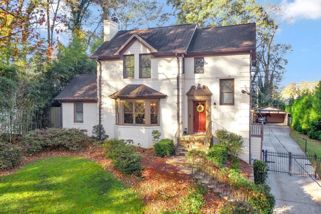 4 bedroom, 5 bathroom, 3,300 sq ft single family residence sold at 1818 N Rock Springs Road, Atlanta, GA 30324