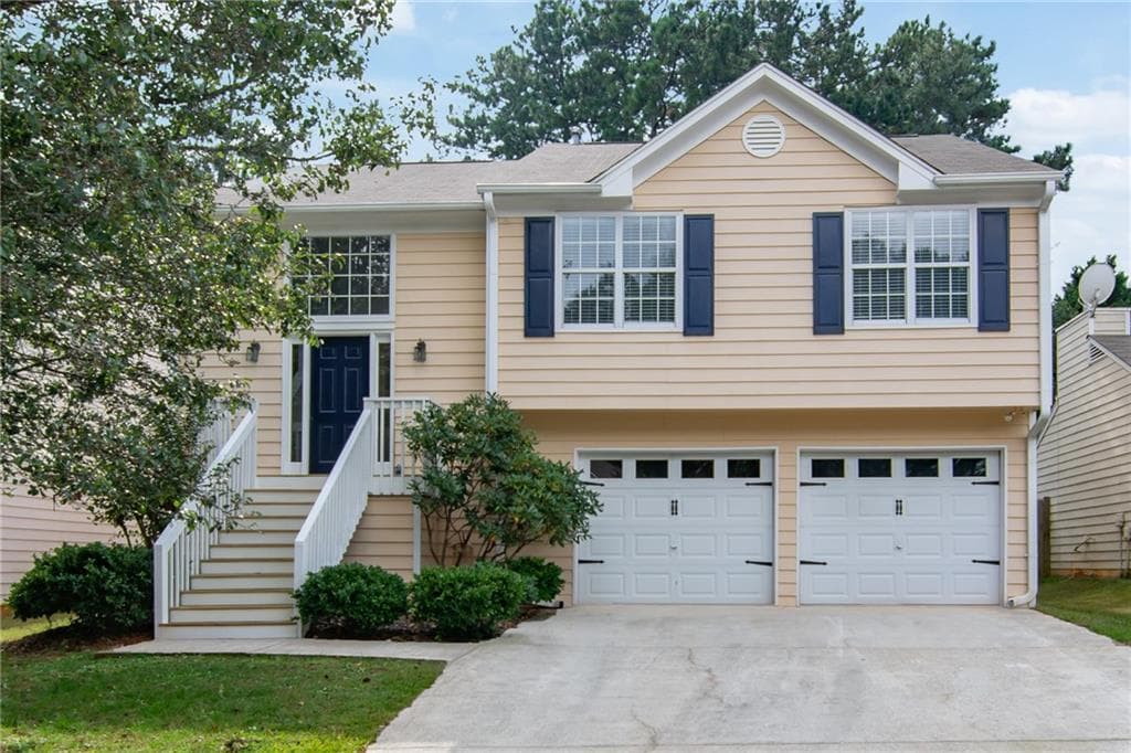 4 bedroom, 3 bathroom, 2,133 sq ft single family residence sold at 3484 Grovewood Lane, Duluth, GA 30096