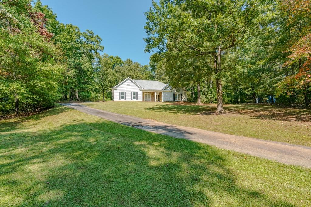 976 E Callaway Road, Marietta, GA 30060 — most recent listing photo