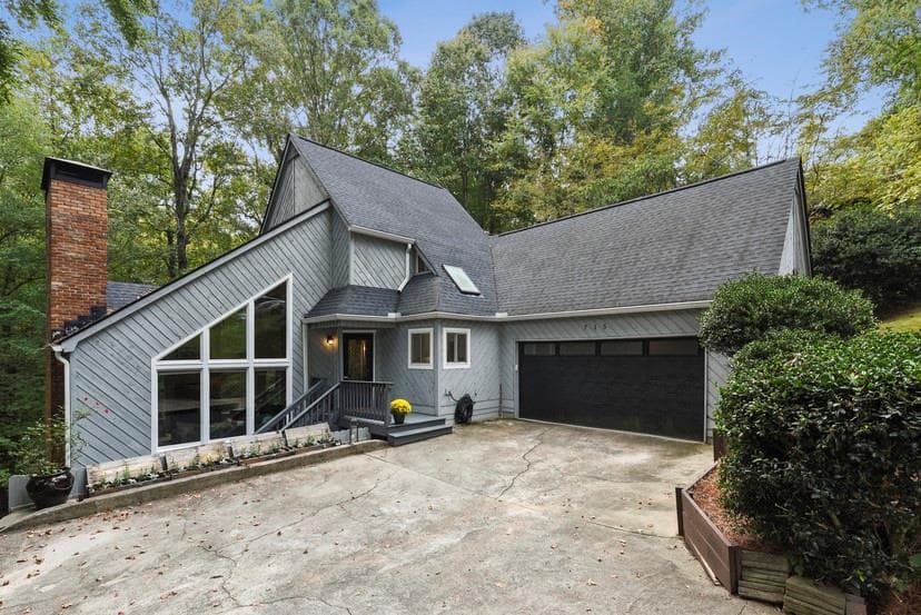 715 Bayliss Drive, Marietta, GA 30068 — most recent listing photo